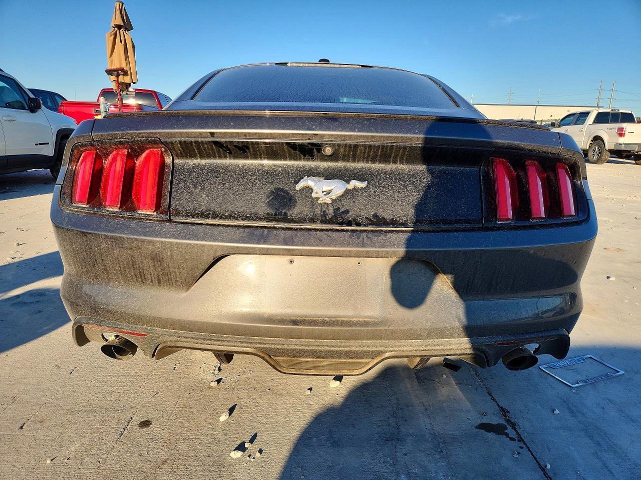 2017 Ford Mustang - zdjęcie 6
