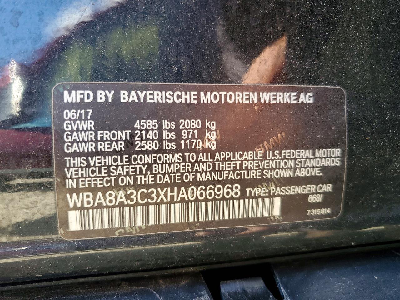 2017 BMW Seria 3 320i - zdjęcie 13