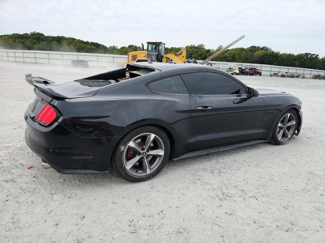 2015 Ford Mustang Gt - zdjęcie 3