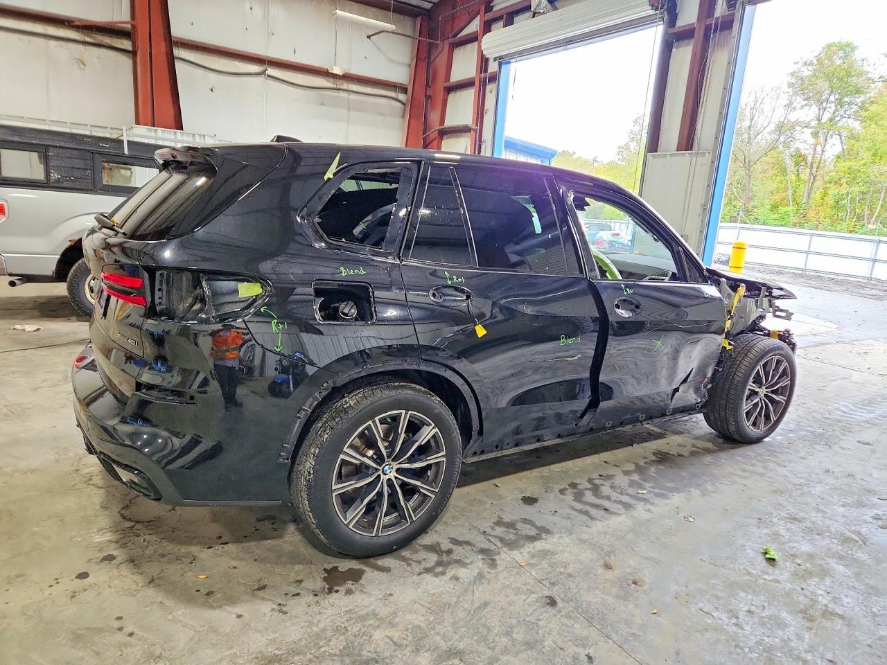 2024 BMW X5 xDrive40I - zdjęcie 3