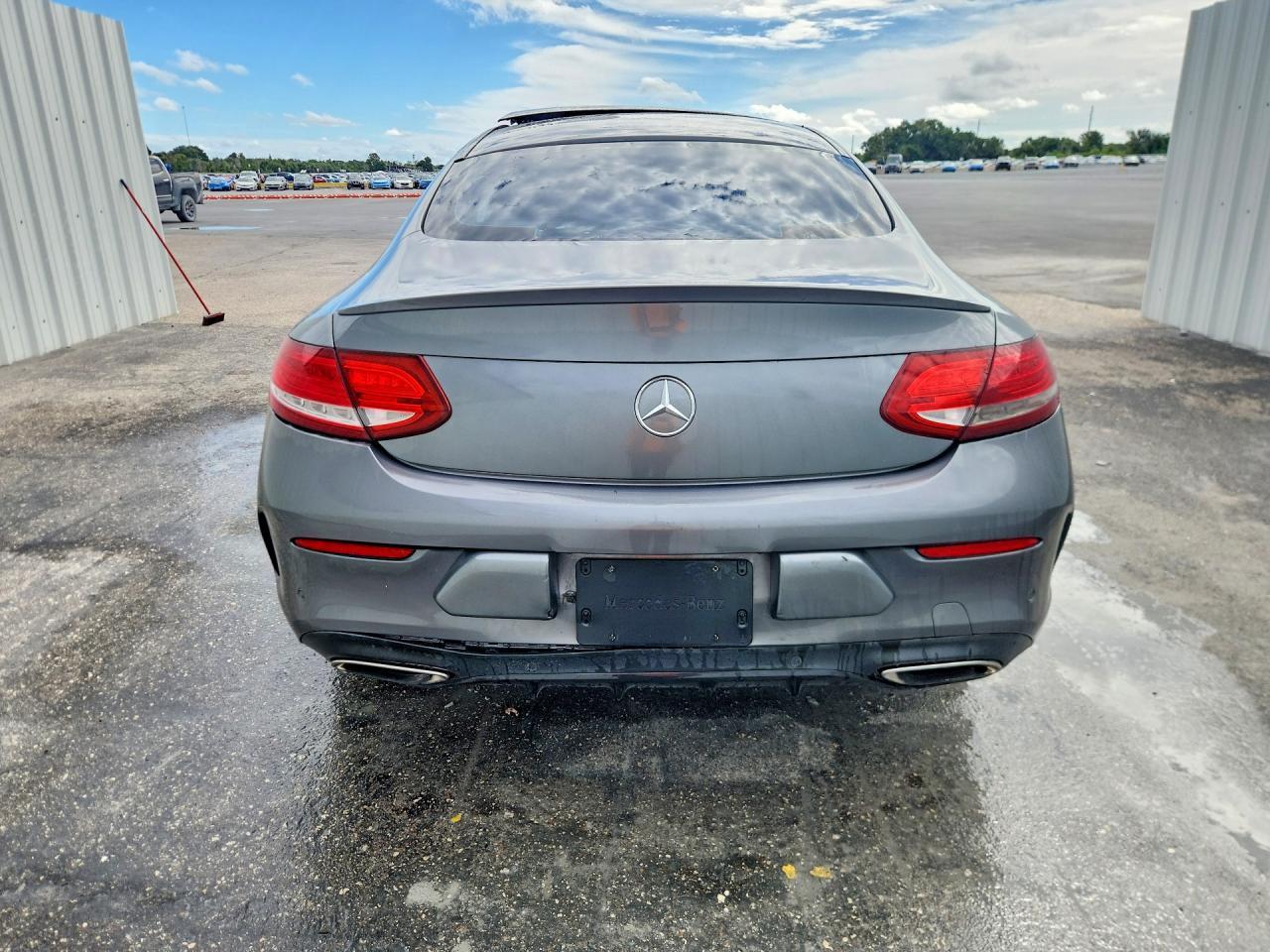 2017 Mercedes-Benz C 300 - zdjęcie 6