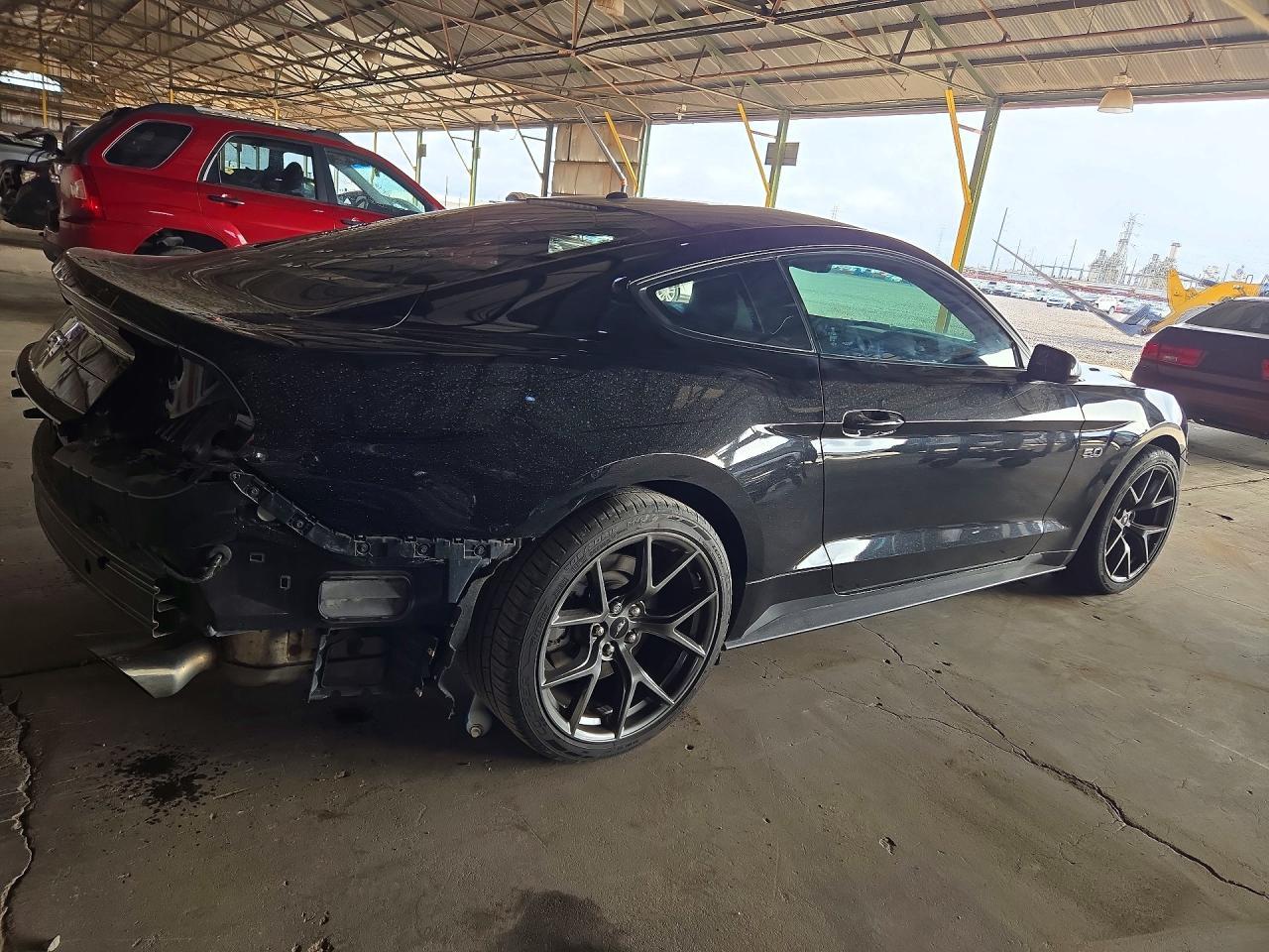 2019 Ford Mustang Gt - zdjęcie 3