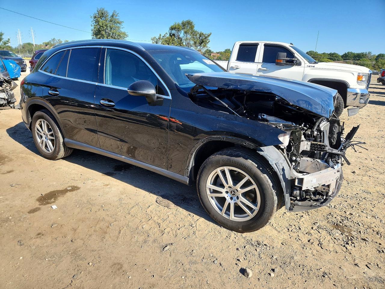 2023 Mercedes-Benz Glc 300 4Matic - zdjęcie 4