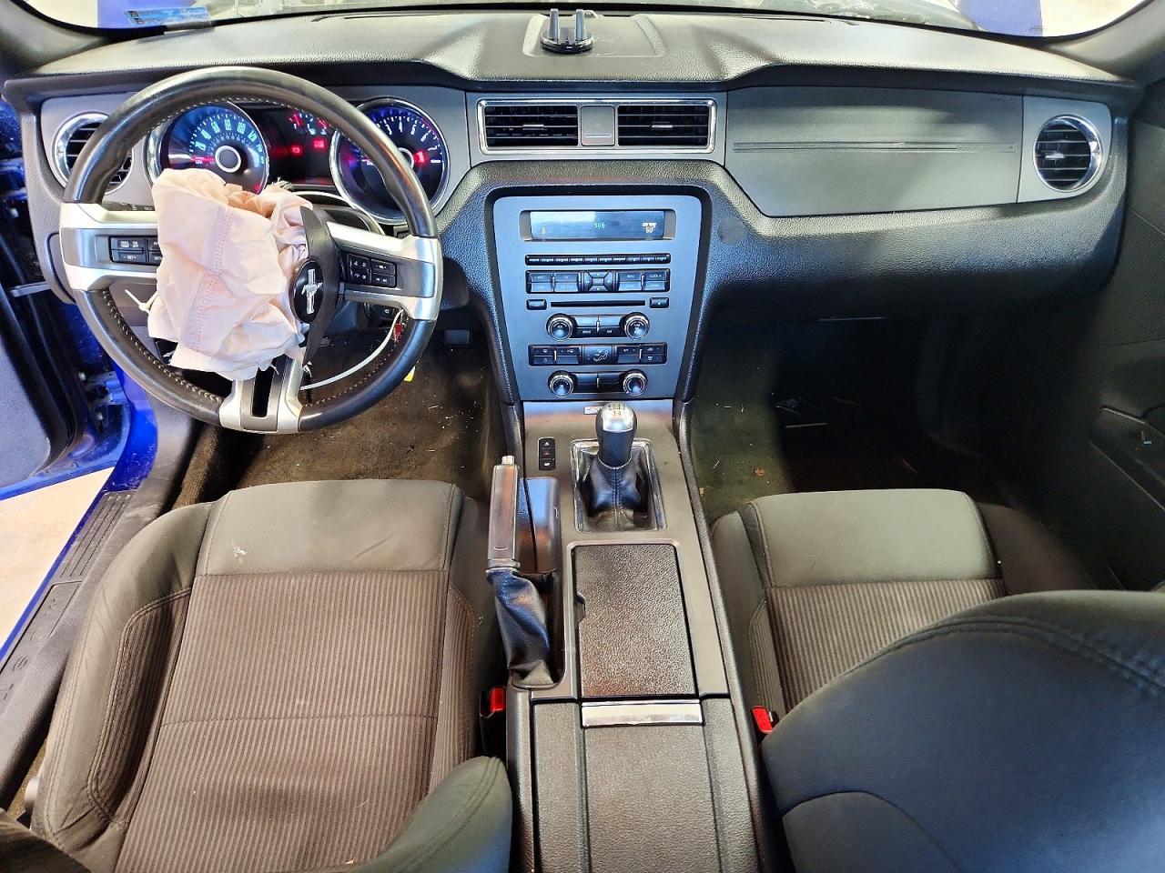 2014 Ford Mustang Base - zdjęcie 8