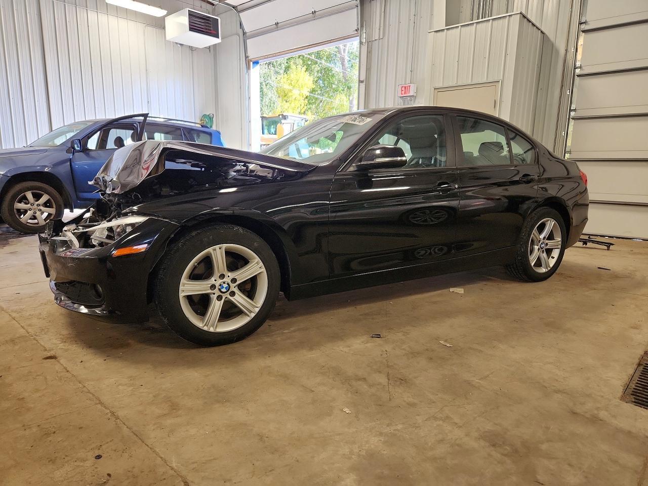 2015 BMW 320 I xDrive - zdjęcie główne