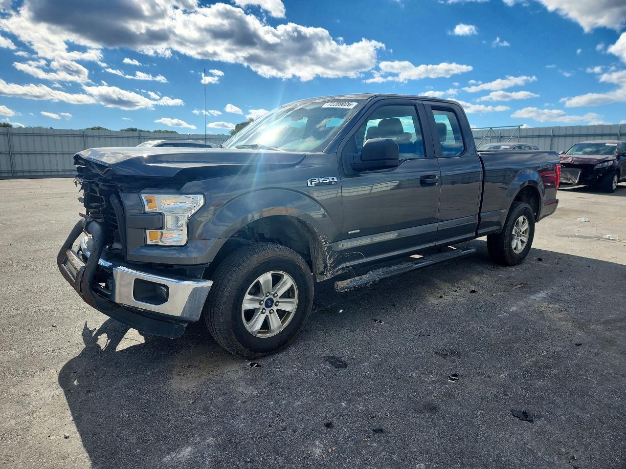 2015 Ford F150 Super Cab - zdjęcie główne
