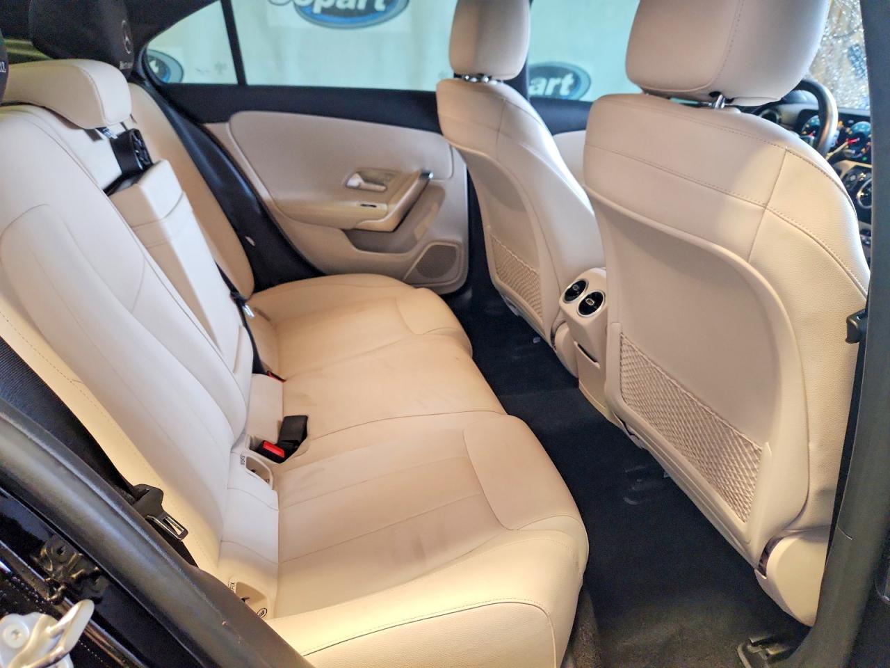 2020 Mercedes-Benz A 220 4Matic - zdjęcie 10
