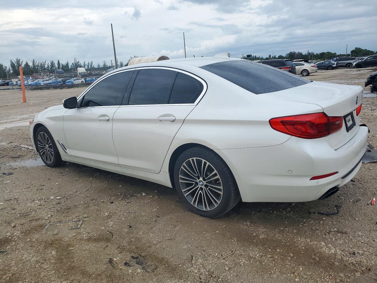 2019 BMW 540 I - zdjęcie 2