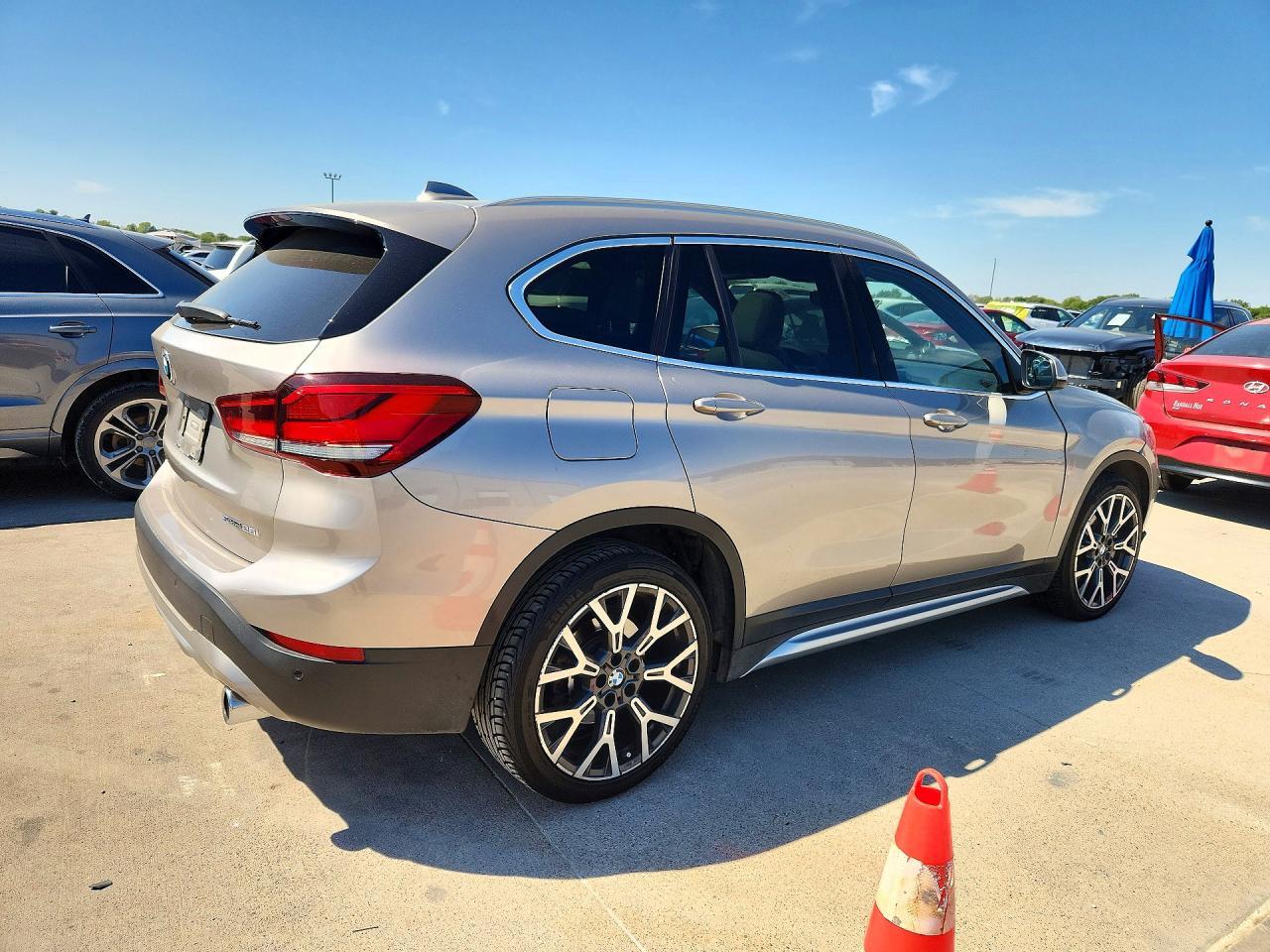 2022 BMW X1 Sdrive28I - zdjęcie 3