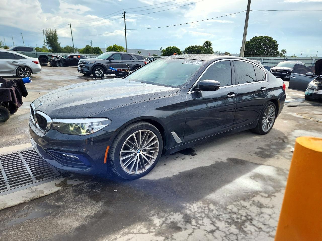2017 BMW 530 I - zdjęcie główne