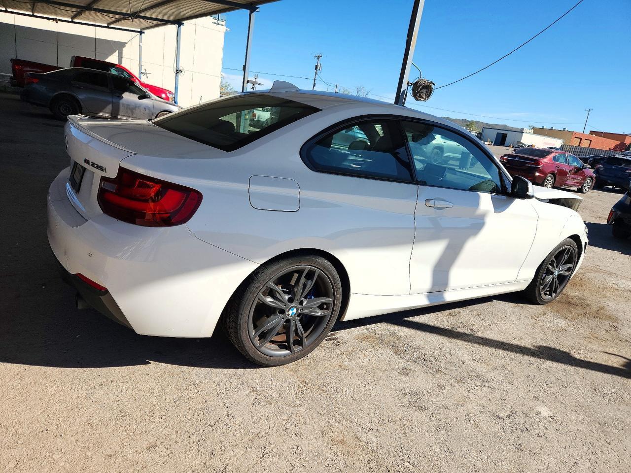 2016 BMW M235I - zdjęcie 3