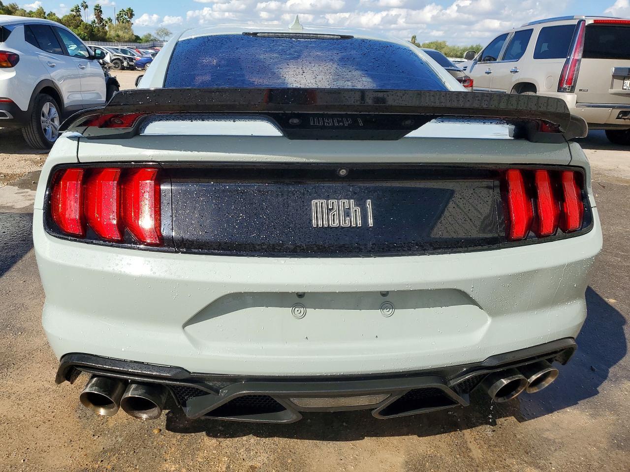 2022 Ford Mustang Mach I - zdjęcie 6