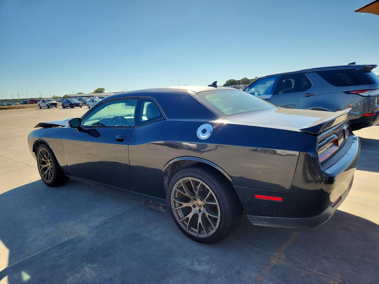 2017 Dodge Challenger Sxt - zdjęcie 2
