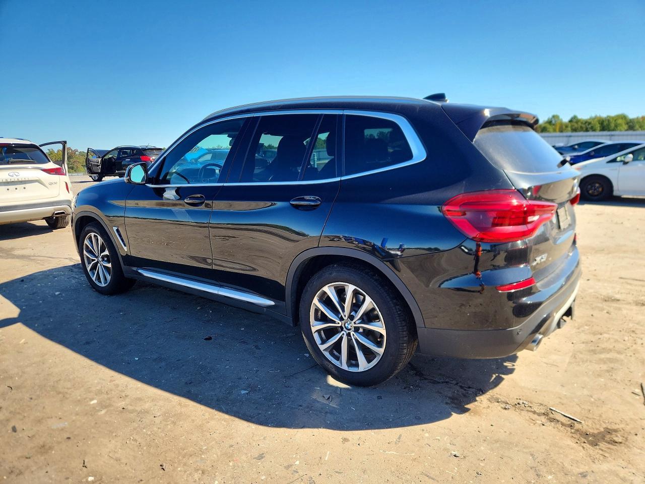 2019 BMW X3 xDrive30I - zdjęcie 2