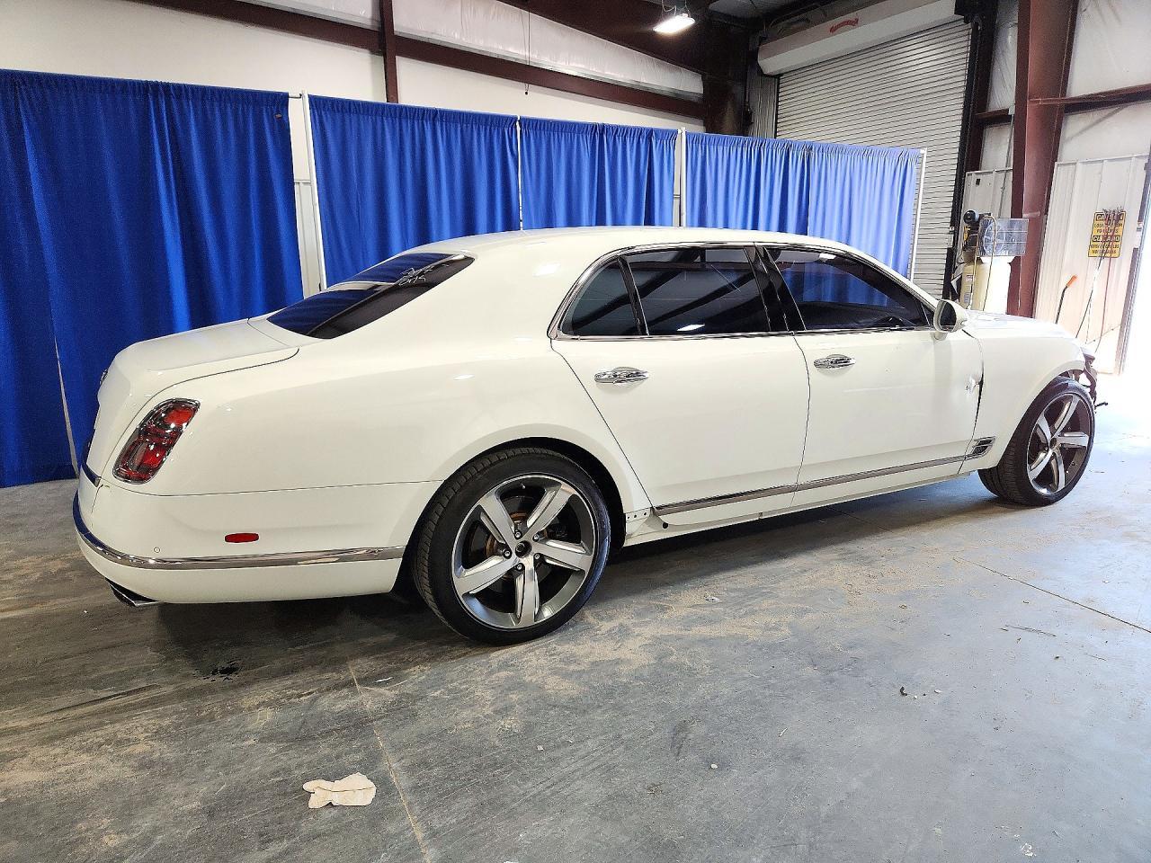 2017 Bentley Mulsanne Speed - zdjęcie 3