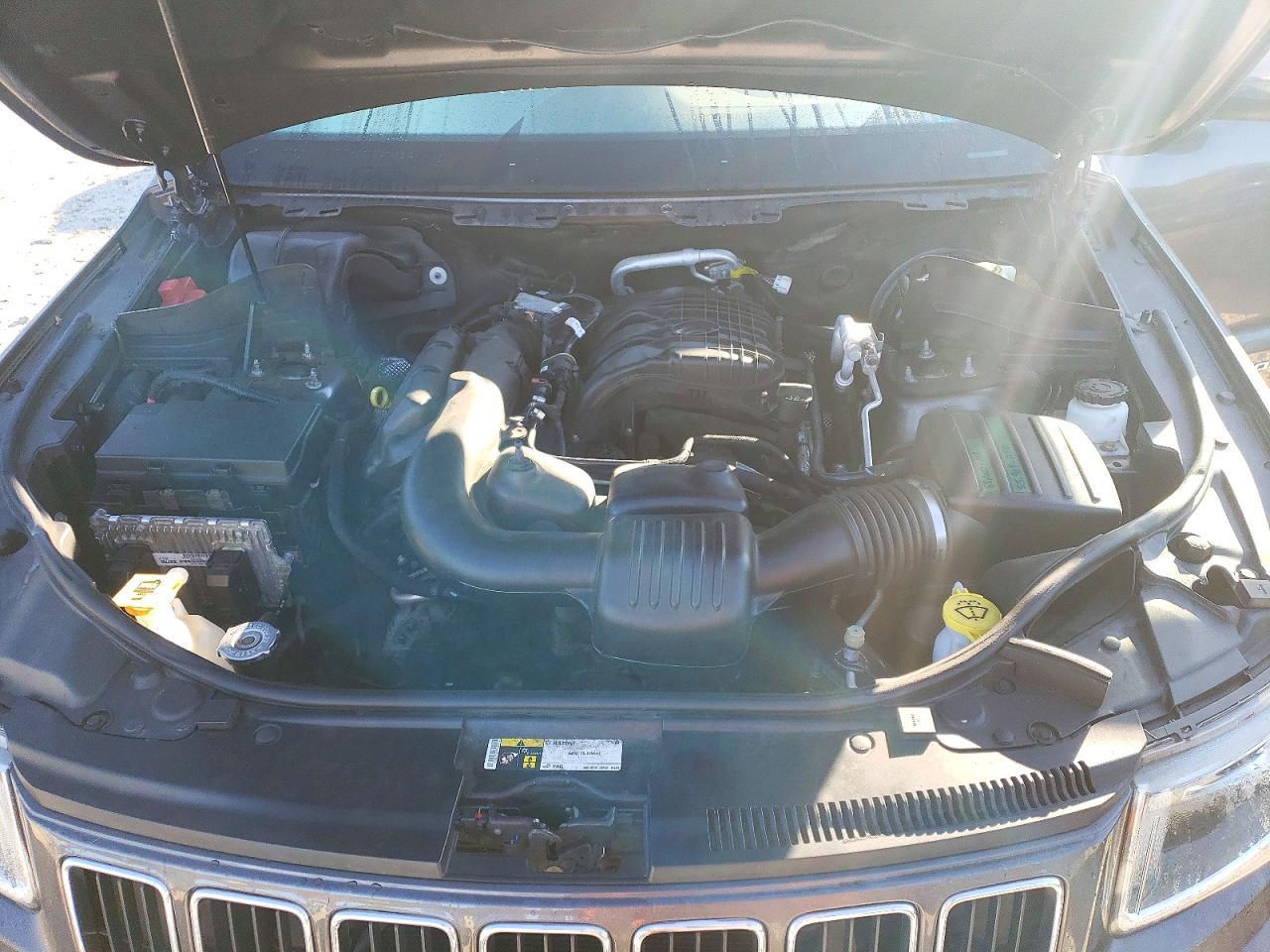 2015 Jeep Grand Cherokee Limited - zdjęcie 11