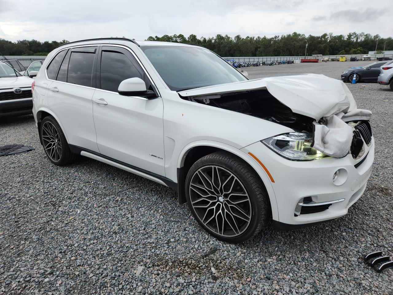 2015 BMW X5 Sdrive35I - zdjęcie 4