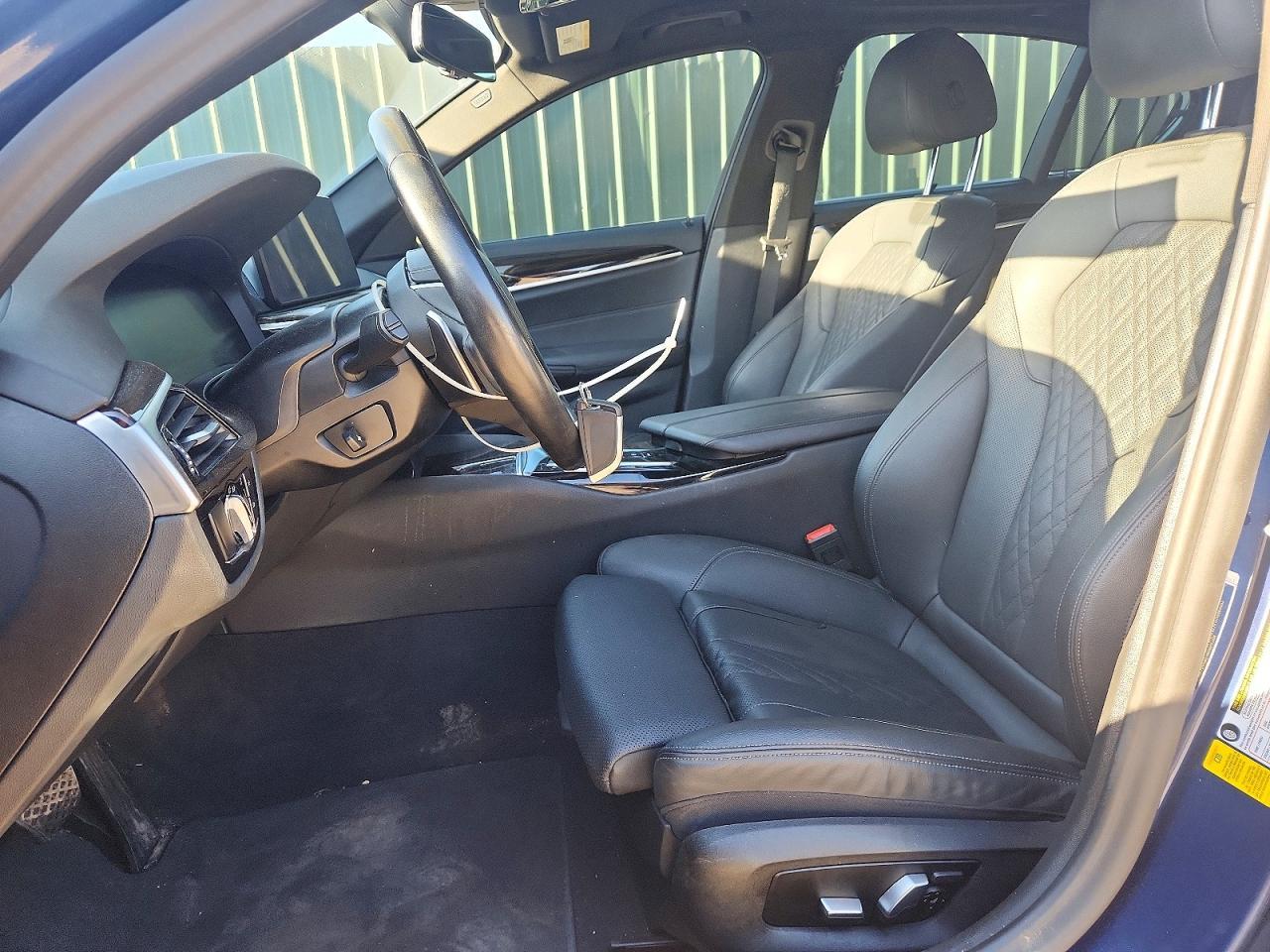 2021 BMW 530 I - zdjęcie 7