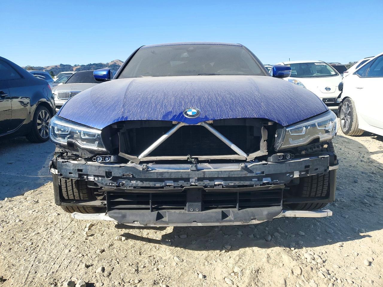 2022 BMW 330I - zdjęcie 5