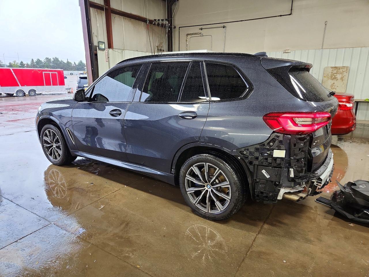 2020 BMW X5 M50I - zdjęcie 2