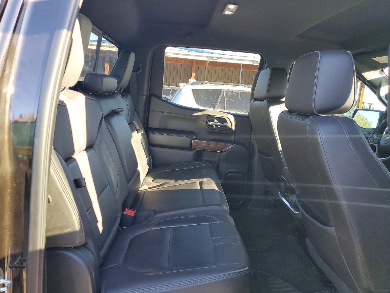 2019 Chevrolet Silverado K1500 High Country - zdjęcie 10