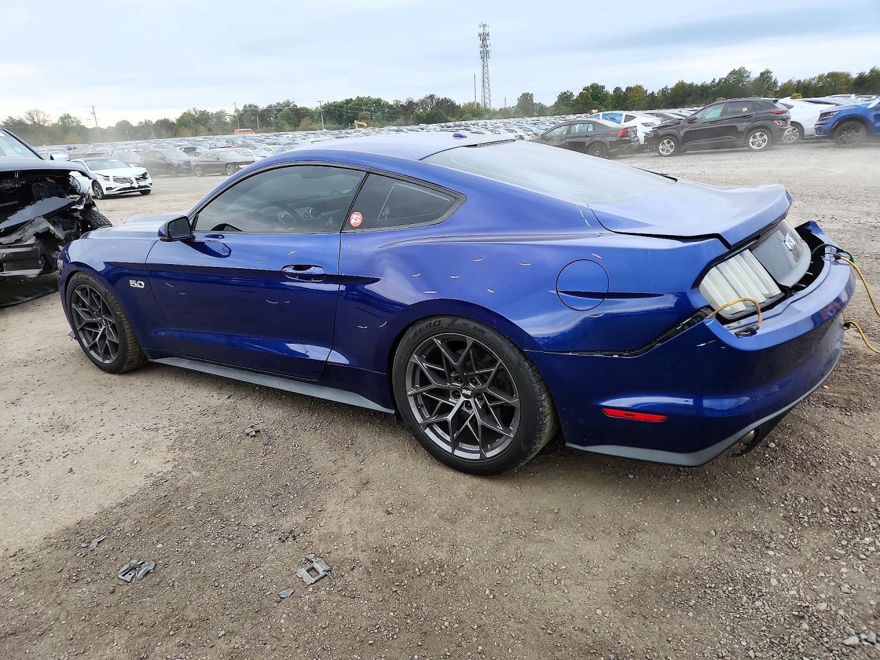2016 Ford Mustang Gt - zdjęcie 2