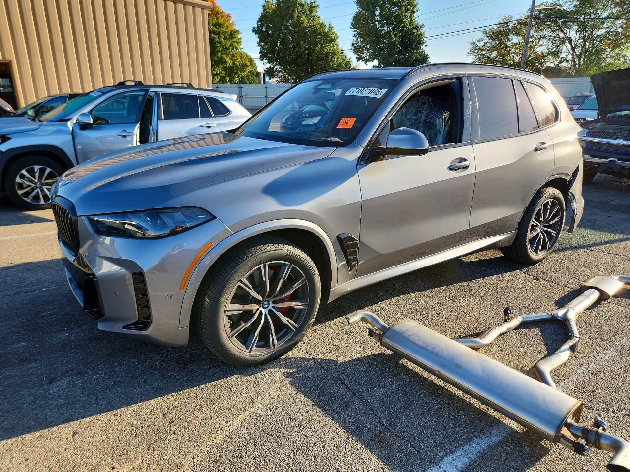2026 BMW X5 xDrive40I - zdjęcie główne