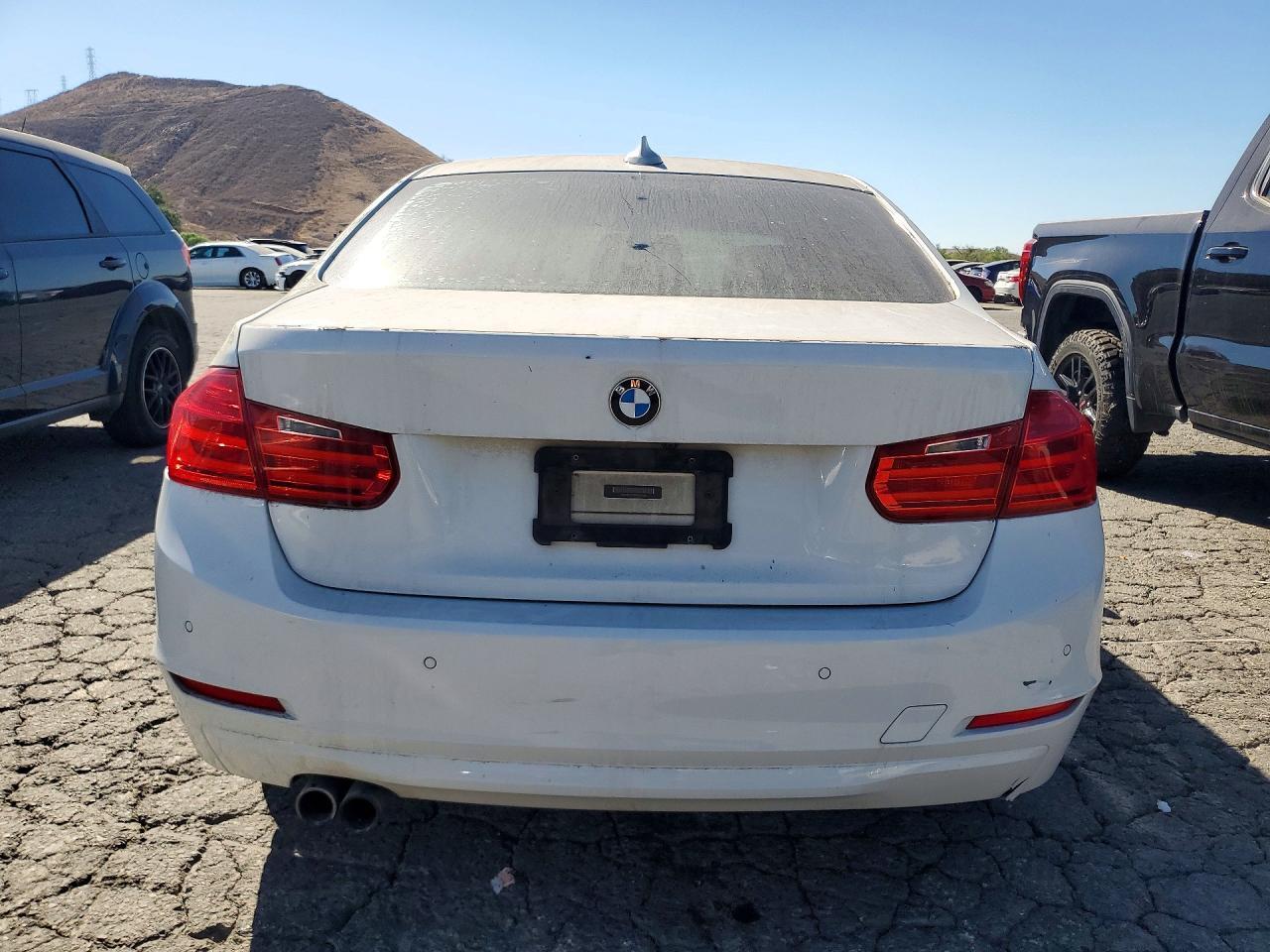 2014 BMW 328 I - zdjęcie 6