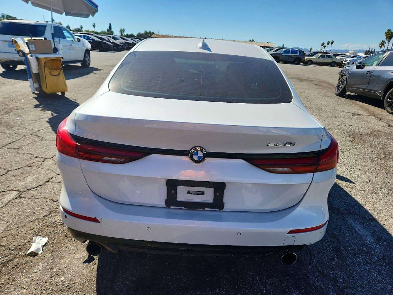 2021 BMW 228I - zdjęcie 6