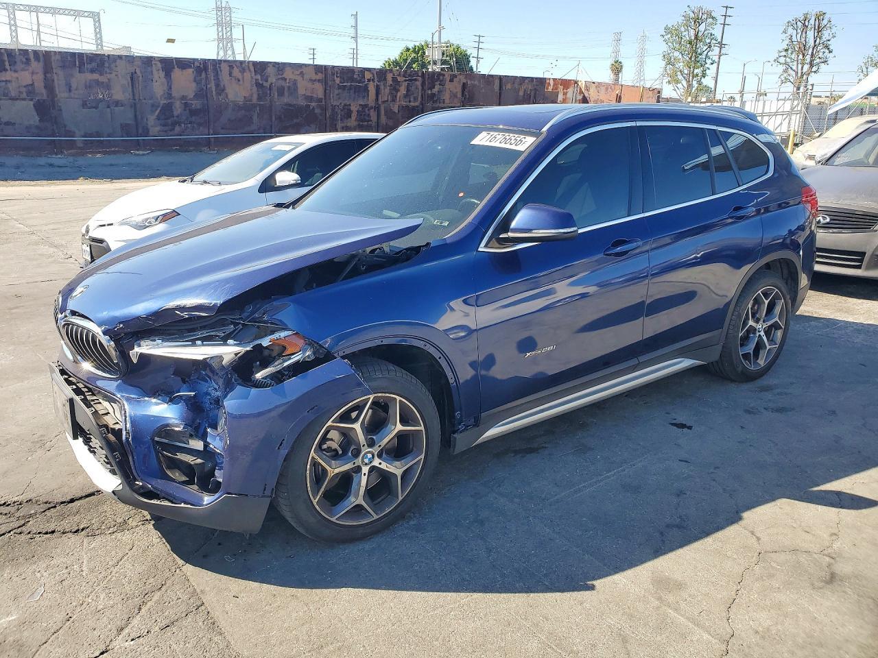 2016 BMW X1 xDrive28I - zdjęcie główne