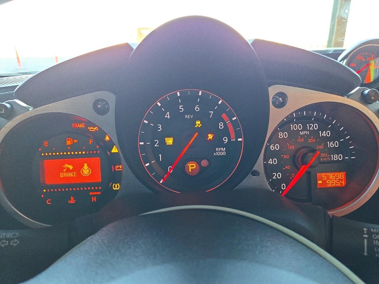 2016 Nissan 370Z Base - zdjęcie 9