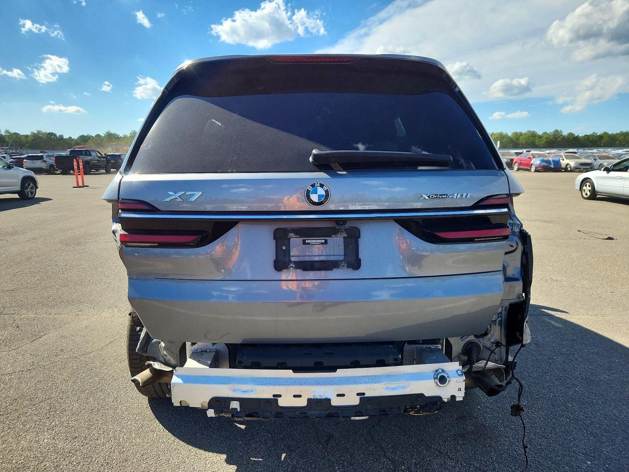 2023 BMW X7 xDrive40I - zdjęcie 6