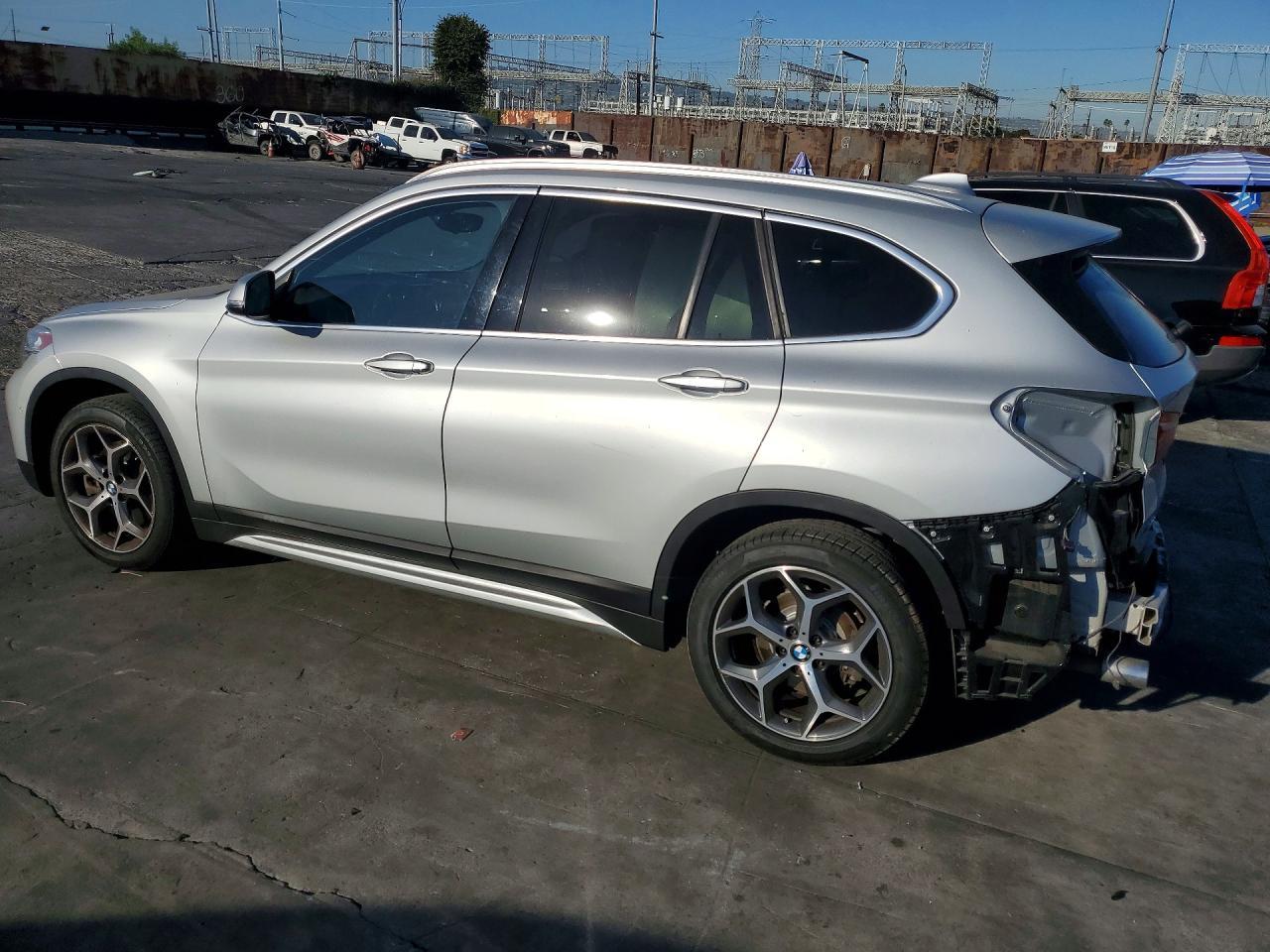 2019 BMW X1 xDrive28I - zdjęcie 2