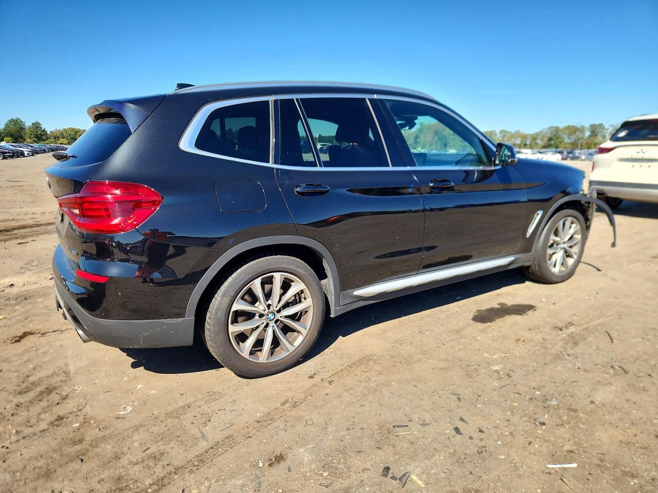 2019 BMW X3 xDrive30I - zdjęcie 3