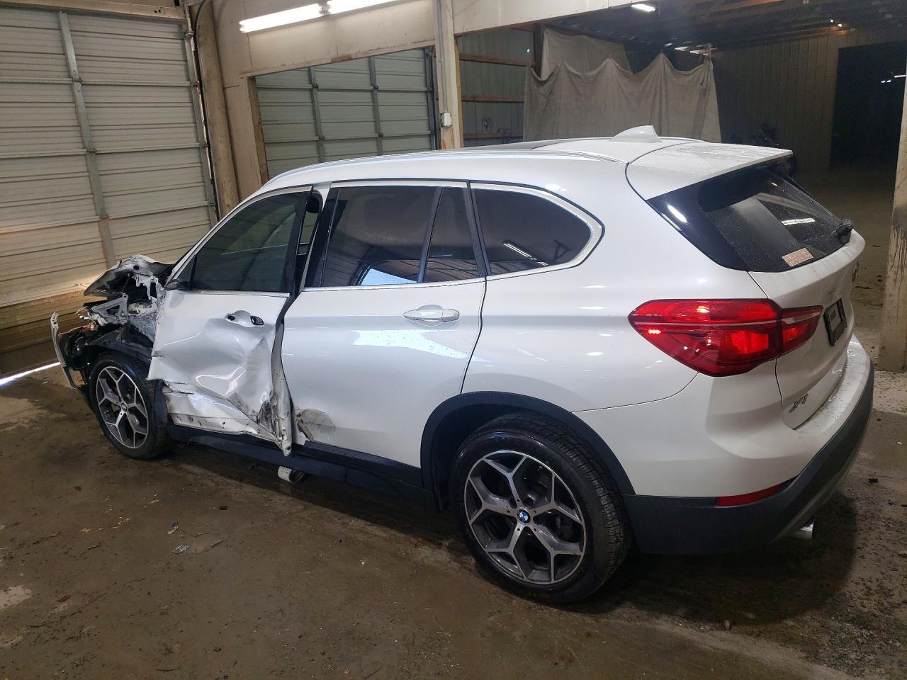 2022 BMW X1 Sdrive28I - zdjęcie 2