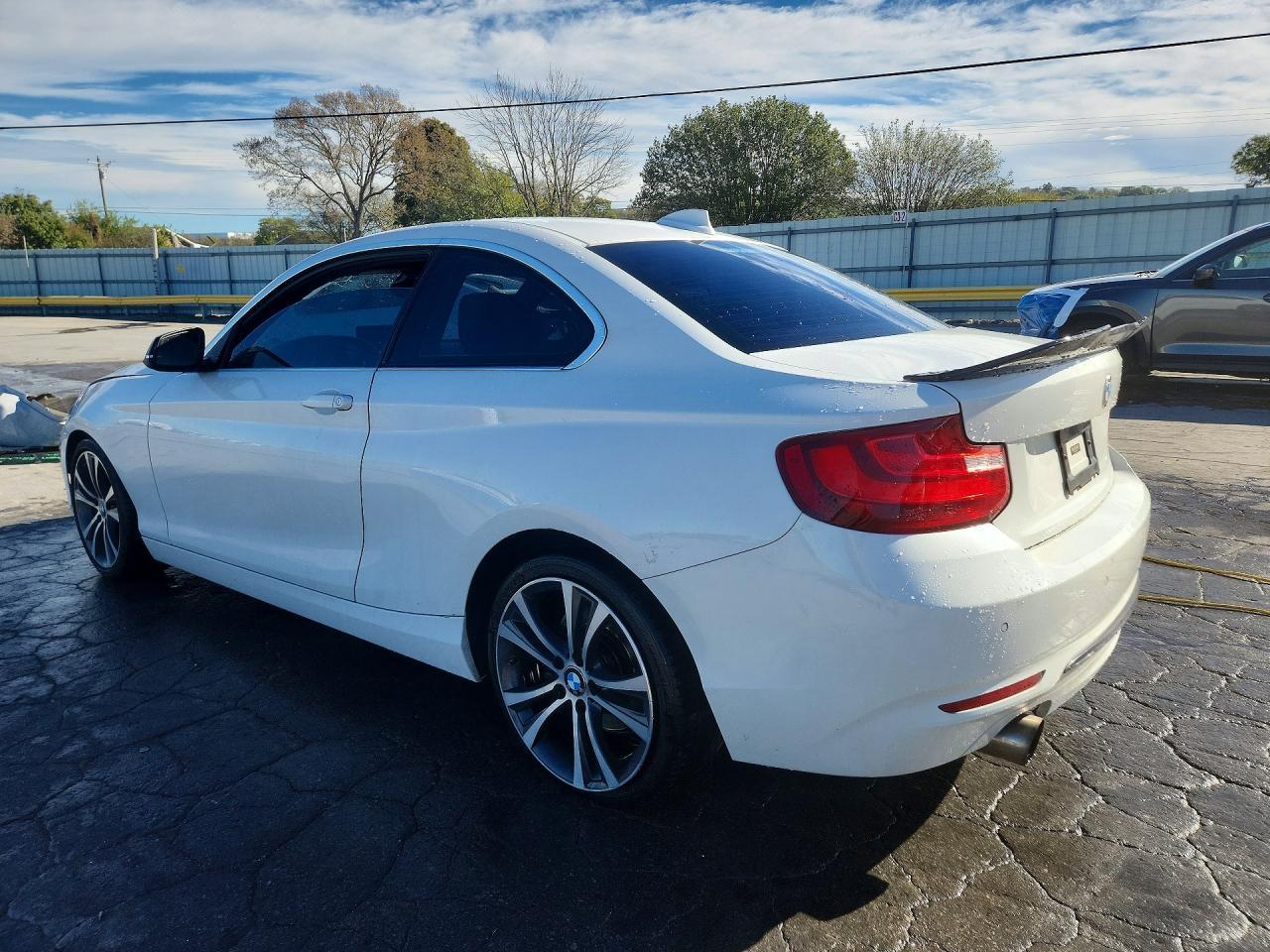 2015 BMW 228 I - zdjęcie 2