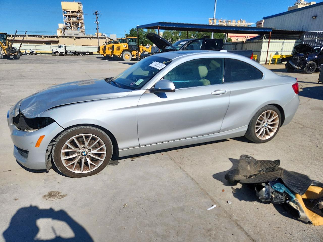 2015 BMW 228 I - zdjęcie główne