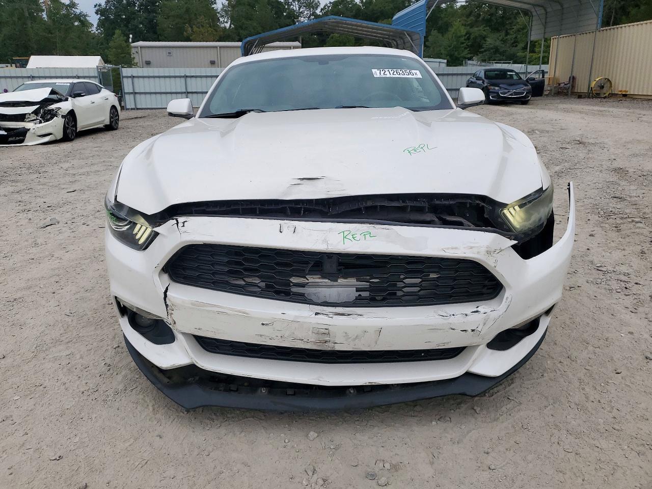 2017 Ford Mustang - zdjęcie 5