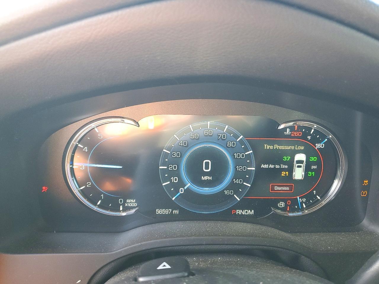 2016 Cadillac Escalade - zdjęcie 9