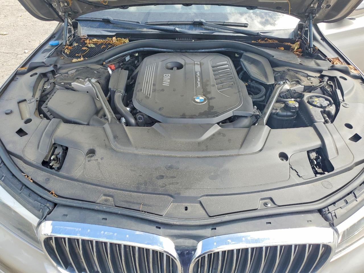2017 BMW 740 I - zdjęcie 11