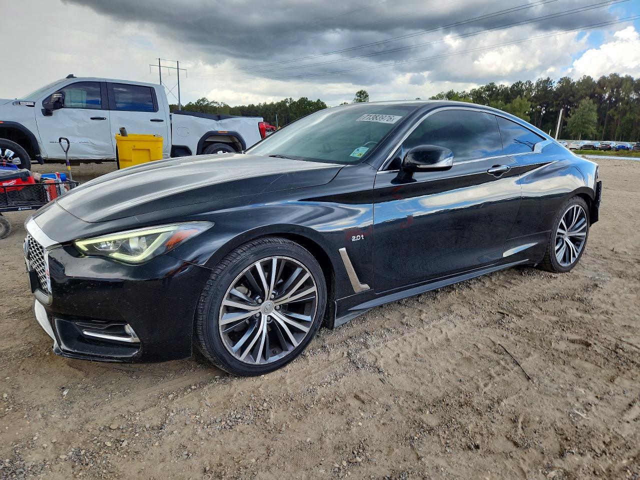 2018 Infiniti Q60 2.0T Luxe - zdjęcie główne