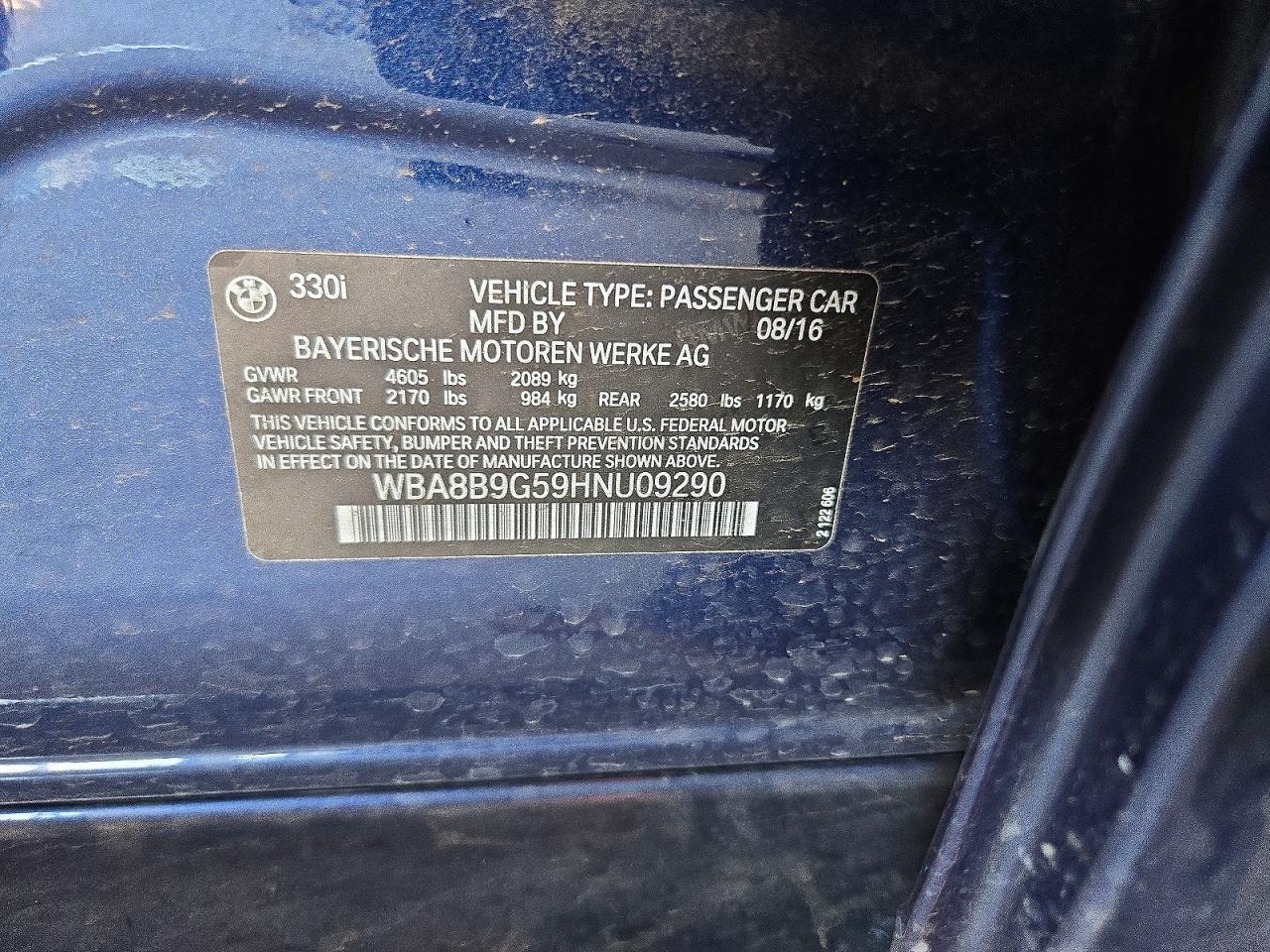 2017 BMW 330 I - zdjęcie 12