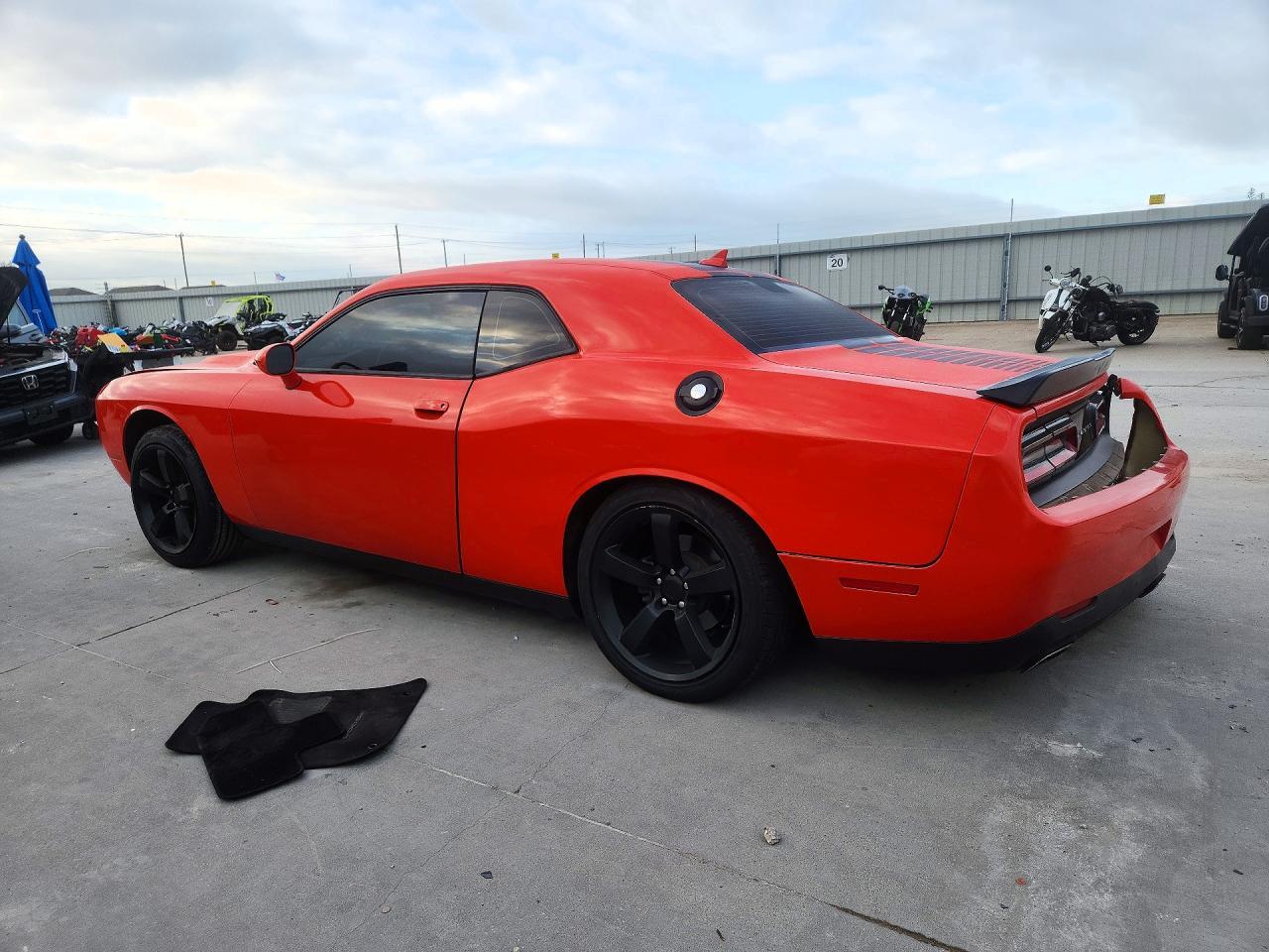 2017 Dodge Challenger Sxt - zdjęcie 2