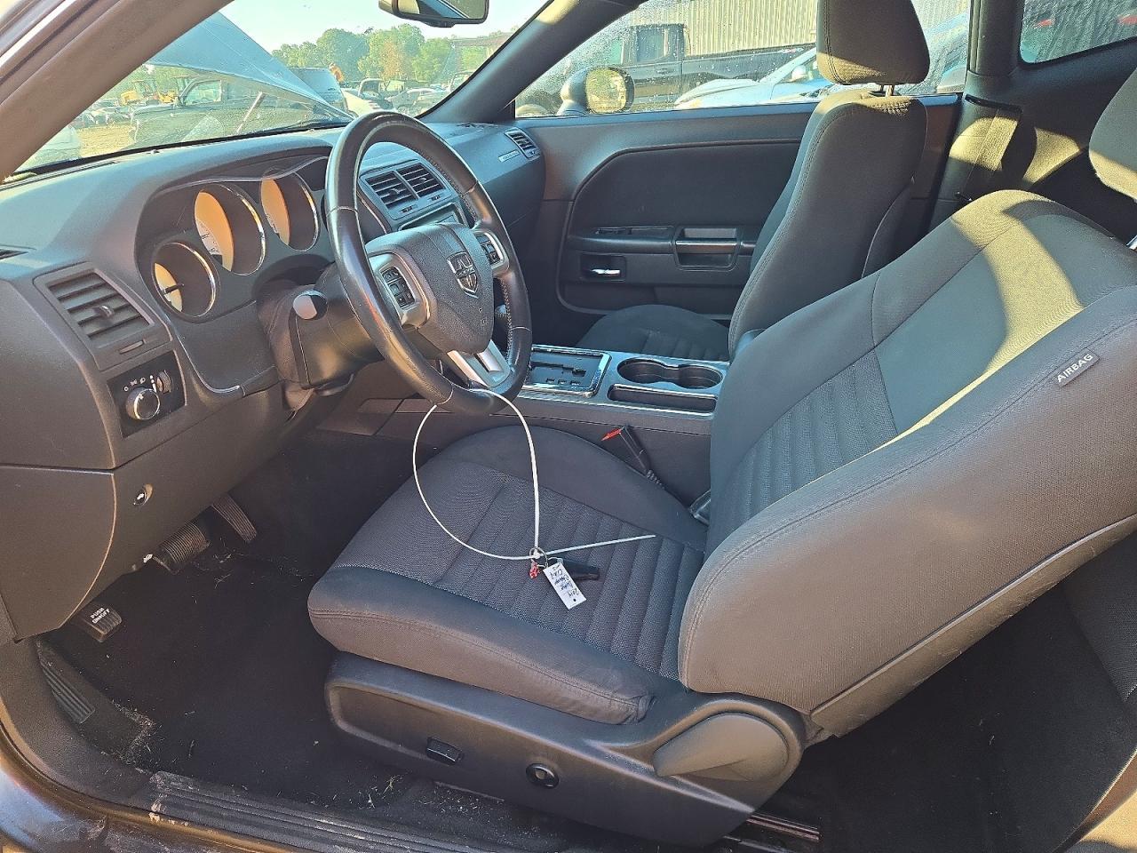 2014 Dodge Challenger Sxt - zdjęcie 7