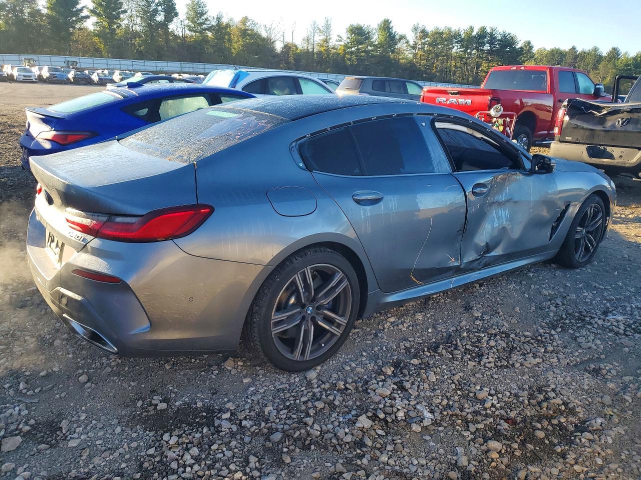 2022 BMW Seria 8 840i - zdjęcie 3
