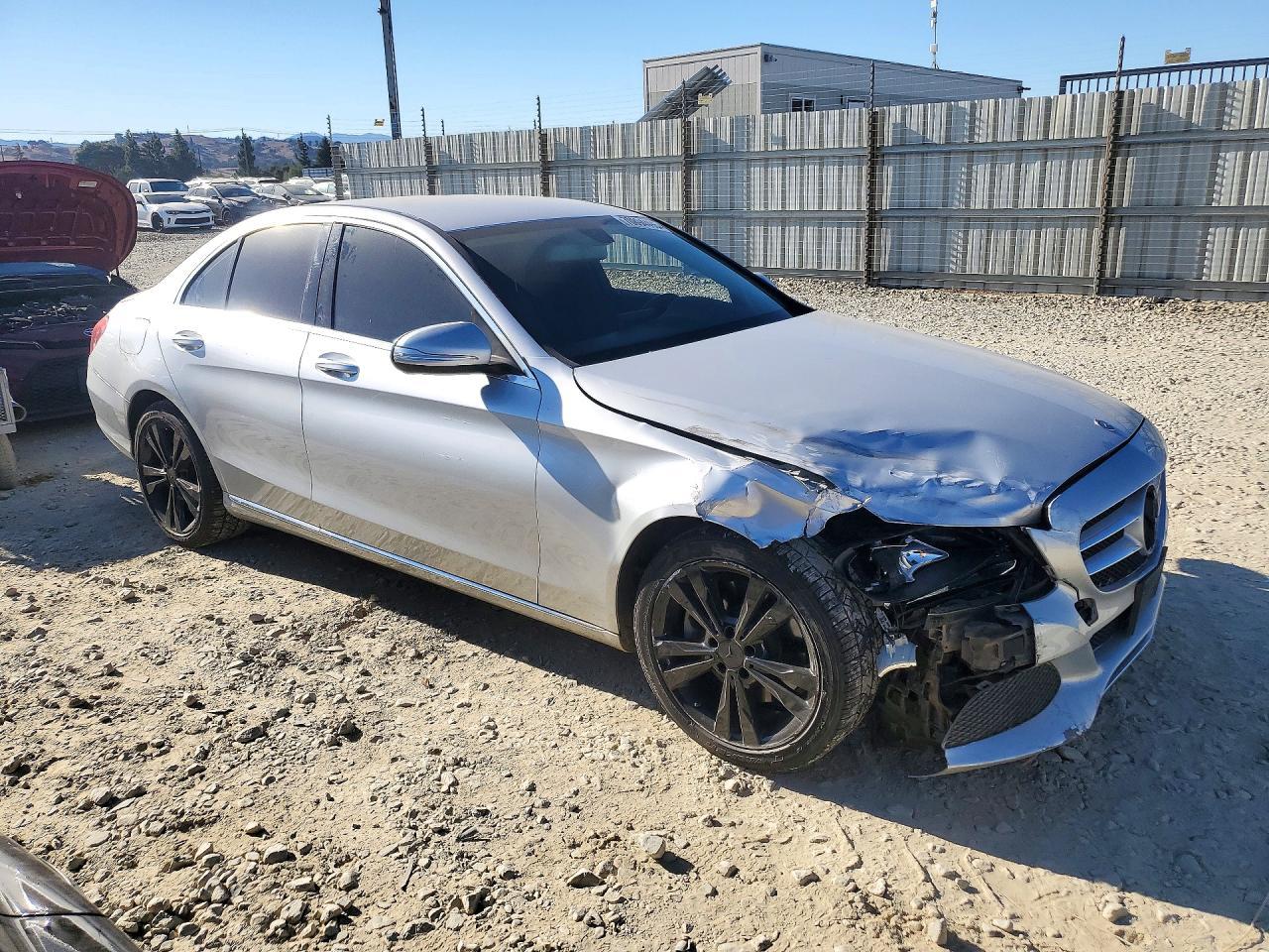 2015 Mercedes-Benz C 300 4Matic - zdjęcie 4