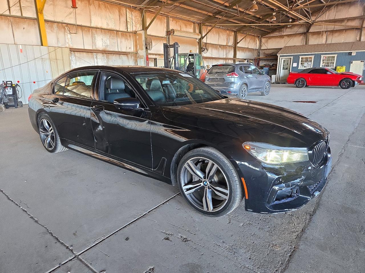 2018 BMW 740 I - zdjęcie 4