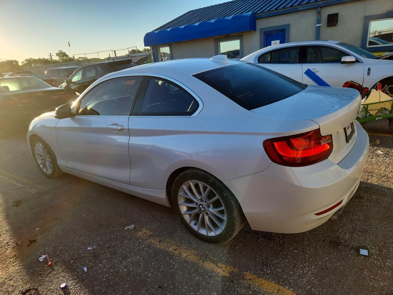 2014 BMW 228 I - zdjęcie 2
