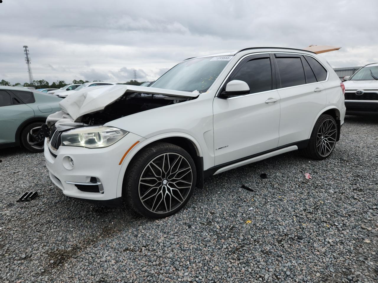 2015 BMW X5 Sdrive35I - zdjęcie główne