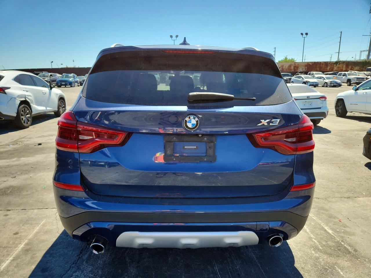 2018 BMW X3 xDrive30I - zdjęcie 6